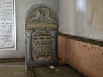 Brzesko - ohel na cmentarzu �ydowskim