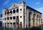 zrujnowana synagoga, wybudowana w 1865 roku wed�ug projektu Abrahama Goldsteina