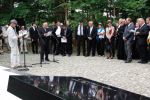 Ceremonia ods�oni�cia pomnika na grobie ofiar pogromu
